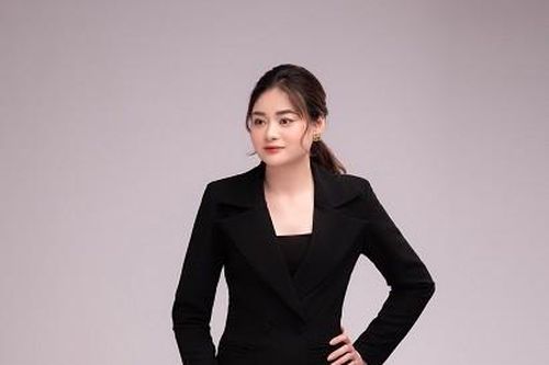 CEO Hoàng Thùy Dương lỡ hẹn với Hoa hậu Doanh nhân Việt Nam Toàn cầu 2022