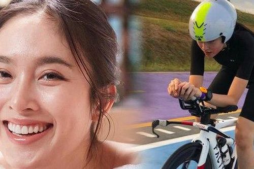 Mê bộ môn thể thao trendy giúp mỹ nhân chuyển giới được khen giữ vững phong độ nhan sắc