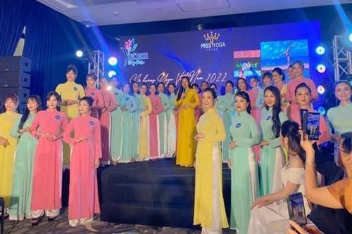 Lại chuyện thi nhan sắc chui: Khi lợi nhuận che mờ con mắt