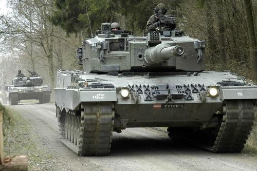 Czech viện trợ xe tăng T-72 cho Ukraine để nhận lại Leopard 2 từ Đức