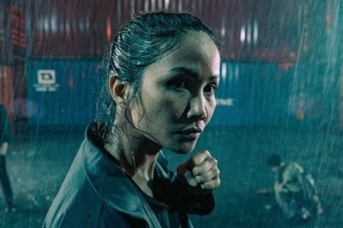 Phim 578: Phát đạn của kẻ điên công chiếu, Hoa hậu H'Hen Niê nhận nhiều lời khen