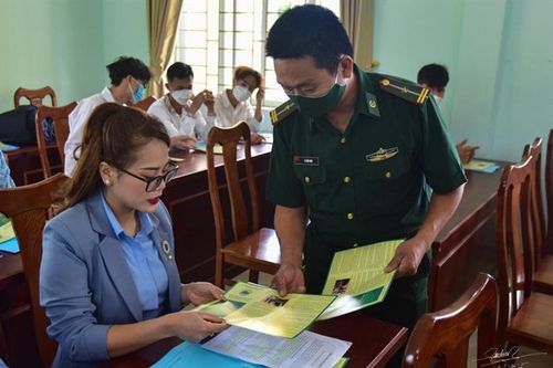 Tuyên truyền Luật Biên phòng Việt Nam cho cán bộ, nhân dân khu vực biên giới thành phố Móng Cái