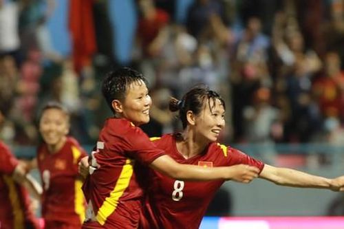 Đội tuyển nữ và nấc thang tới đỉnh vinh quang