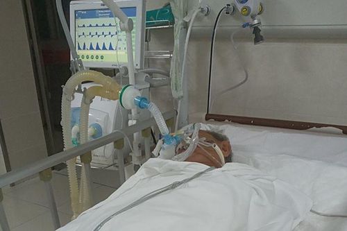 Suýt mất mạng vì bị xương cá đâm thủng đại tràng