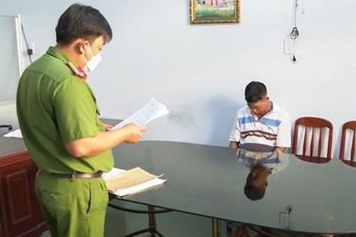 Phạt hơn 400 triệu đồng do khai thác cát trên sông không phép