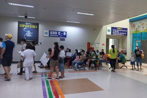 Thời tiết nắng nóng làm gia tăng các bệnh về đường tiêu hóa ở trẻ em