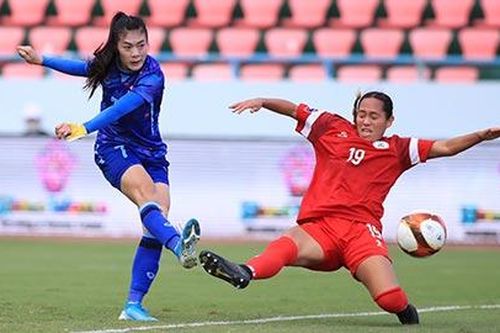 ĐT nữ Thái Lan đè bẹp ĐT nữ Philippines để tiến vào chung kết