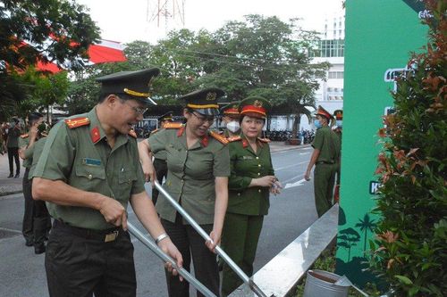 Công an TPHCM phát động 'Tết trồng cây đời đời nhớ ơn Bác Hồ'