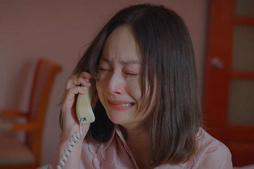 Dân mạng 'phát cuồng' vì diễn xuất của Lan Phương trong 'Thương ngày nắng về'