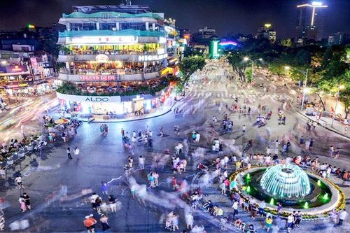 Không mang vật nuôi, loa công suất lớn vào không gian đi bộ hồ Hoàn Kiếm