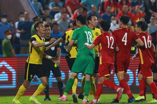Màn xô xát quyết liệt giữa U23 Việt Nam và Malaysia