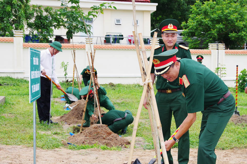 Phát động Tết trồng cây 'Đời đời nhớ ơn Bác Hồ'