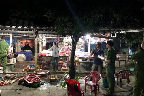 Quảng Trị phát hiện cơ sở giết mổ trái phép, không đảm bảo vệ sinh