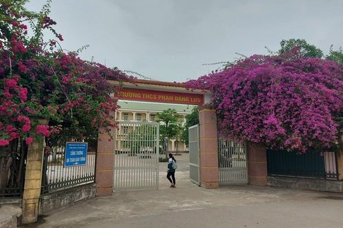 Giáo viên vay tiền, hàng loạt hiệu trưởng bị 'khủng bố'