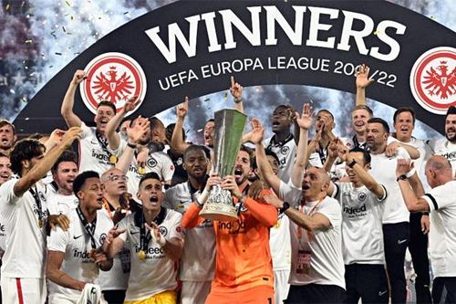 Đánh bại Rangers trên chấm luân lưu 11m, Frankfurt vô địch Europa League 2022