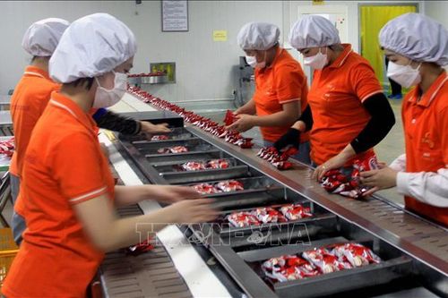 Thủ tướng chỉ đạo tăng cường các biện pháp hỗ trợ người lao động