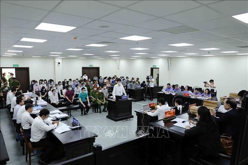 Xét xử vụ án buôn bán thuốc giả: Làm rõ việc không dụ cung bị cáo Phạm Anh Kiệt
