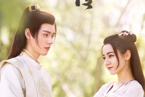 An Lạc Truyện tung poster, Địch Lệ Nhiệt Ba và Cung Tuấn đồng loạt bị... chê