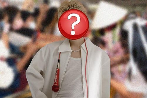 Nam ca sĩ Vpop gây náo loạn sân bay Thái, có cách quảng bá văn hóa Việt siêu dễ thương