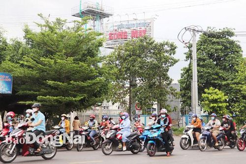 Khu công nghiệp Sông Mây: Vì sao hơn 20 năm chưa xây dựng xong hạ tầng?
