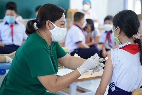 Tăng cường tiêm vắc-xin phòng COVID-19 cho trẻ từ 5 đến dưới 12 tuổi và mũi 3