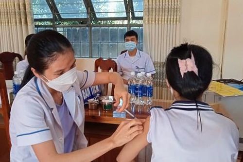 Lâm Đồng, Khánh Hòa: Đẩy mạnh tiêm vaccine phòng COVID-19 cho trẻ 5 đến dưới 12 tuổi