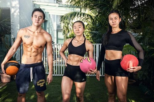 3 chị em ruột nổi tiếng làng bơi lội Singapore