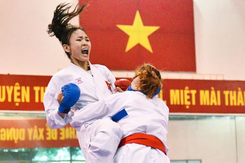 HLV đội karate Việt Nam: 'Thất bại để VĐV tự nhìn đúng về bản thân'