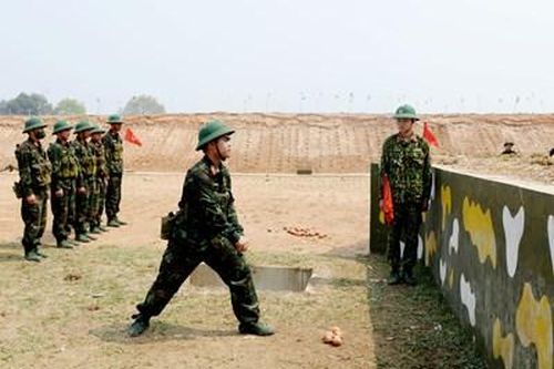 Phấn đấu giành kết quả cao trong kiểm tra '3 tiếng nổ'