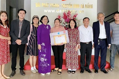 Viên ngọc sáng giữa đời thường