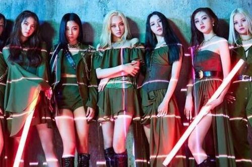 Nhóm nhạc CLC tan rã