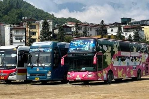 Kiến nghị thanh tra hàng loạt xe gắn biển Lào hoạt động 'chui'