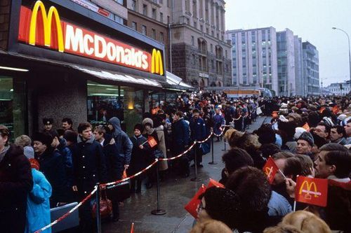 McDonald chấm dứt sự ảnh hưởng tại Nga sau 32 năm