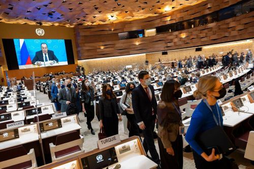 Quan chức nhiều nước rời cuộc họp APEC khi đại diện Nga phát biểu