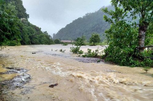 Hơn 100 hộ dân vùng lòng hồ 'lay lắt' chờ tái định cư