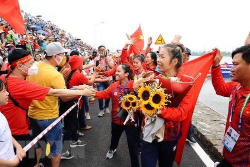 SEA Games 31: Thêm 2 'Vàng' cho Việt Nam ở đua thuyền Canoeing/Kayak
