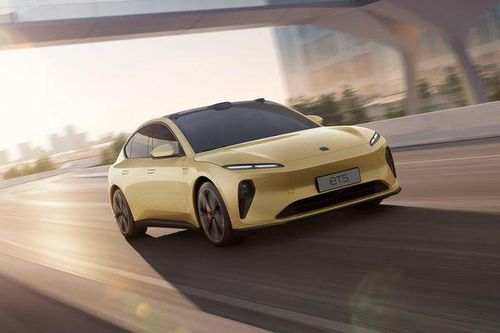 Mẫu xe điện Trung Quốc cạnh tranh với Tesla Model 3