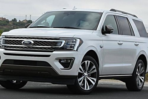 Ford triệu hồi 39.000 chiếc SUV sau khi có báo cáo về 16 vụ cháy động cơ
