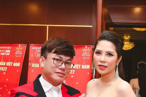 Người đẹp dạ hội Nguyễn Thị Thanh Huyền rạng rỡ chấm thi bán kết Hoa hậu Doanh nhân Việt Nam Toàn cầu 2022