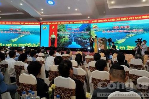 Thủ tướng dự Hội nghị xúc tiến đầu tư tỉnh Gia Lai
