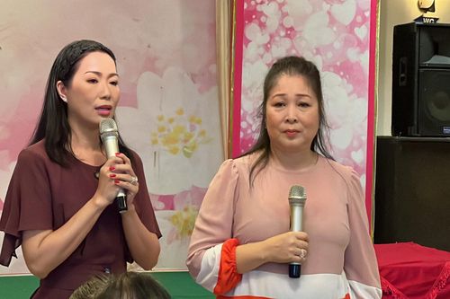 'Bà bầu' Trịnh Kim Chi xin rút lui, sân khấu Phú Nhuận đóng cửa sau 20 năm hoạt động