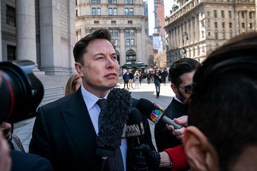 Tesla đang sa lầy vì Elon Musk