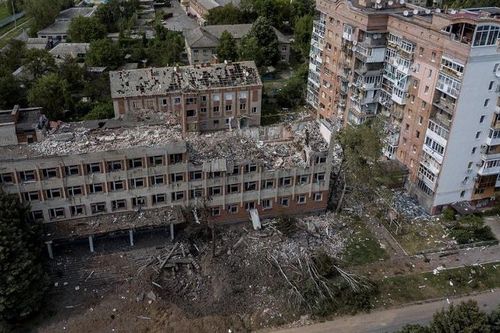 Nga không kích Mykolaiv và Donbas