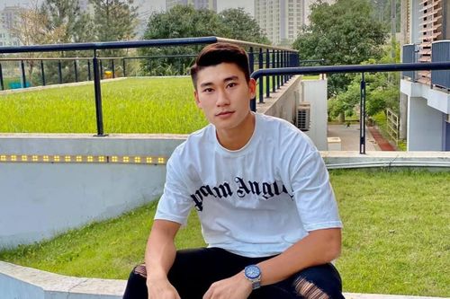 Điều thú vị về Nhâm Mạnh Dũng bên ngoài sân cỏ