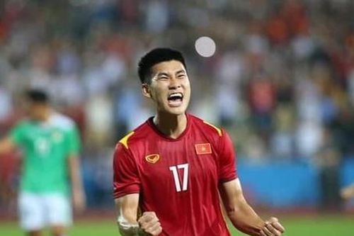 'Người hùng' Nhâm Mạnh Dũng: Xin dành tặng chiến thắng này cho tất cả người dân Việt Nam