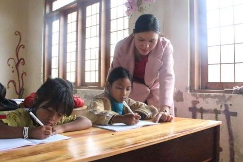 Mong muốn có cơ chế đặc thù hỗ trợ giáo viên vùng khó