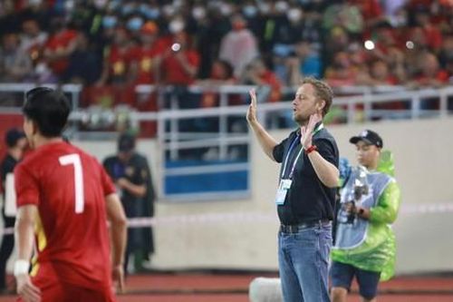 HLV Mano Polking: 'Thái Lan đã chơi tốt nhưng Việt Nam còn tốt hơn'