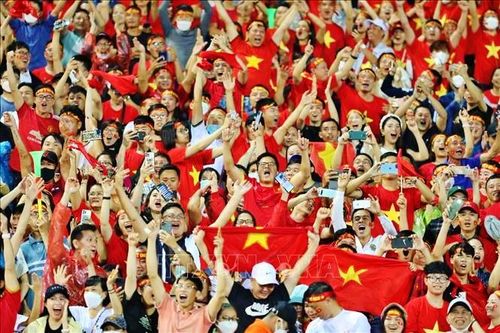 Xem cổ động viên ăn mừng bàn thắng của U23 Việt Nam trên khán đài Mỹ Đình