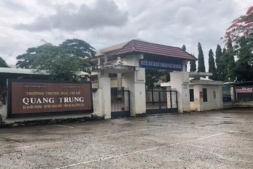 Đình chỉ công tác cô giáo đánh học sinh vì 'có thỏa thuận với phụ huynh'