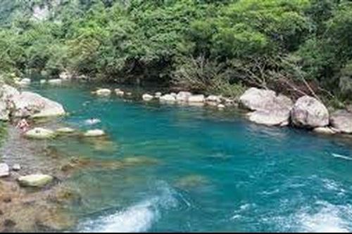 Lao xuống suối cứu vợ, chồng bị nước cuốn tử vong